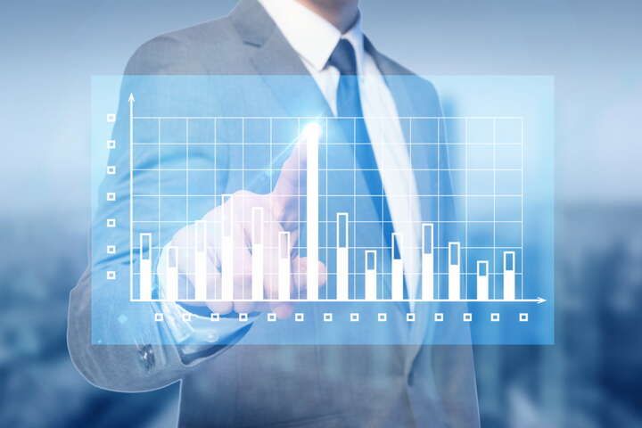 奔驰amg gt63s四门版？最大输出940匹